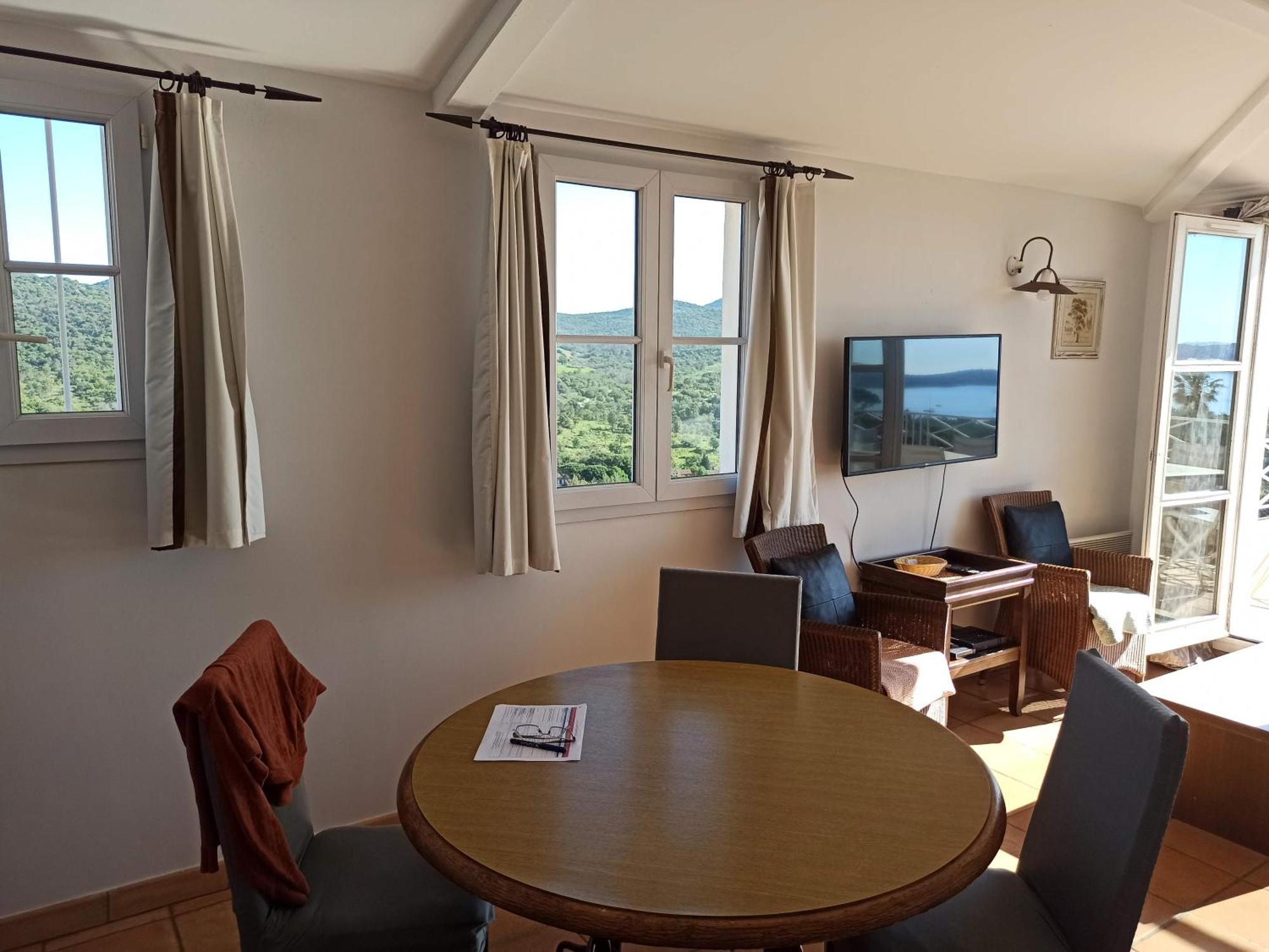 Les Restanques, Bastides Vue Golfe Saint Tropez Daire Grimaud Dış mekan fotoğraf